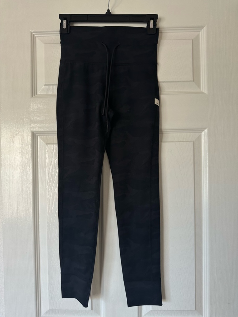 Vuori Daily Leggings Black Camo